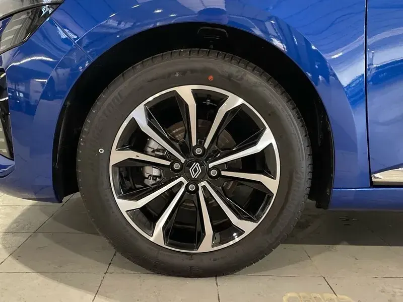 Nuevo Renault Clio V Techno 100 CV (73 kW) 2025 Azul Berlina
