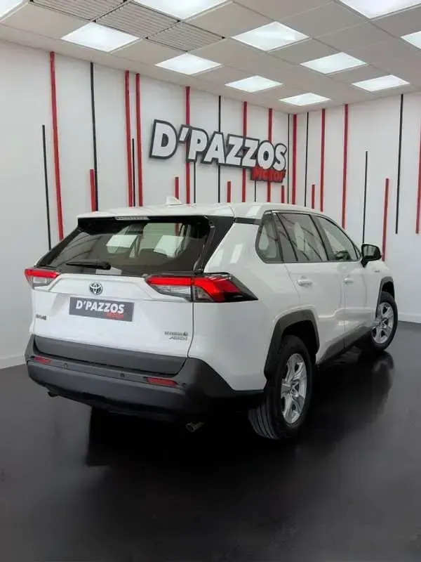 Usado Toyota RAV4 Hybrid Advance 222 CV (163 kW) 2020 Blanco SUV