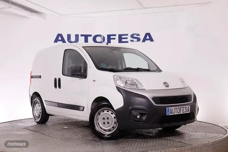 Usado Fiat Fiorino 80 CV (58 kW) 2020 Blanco Monovolumen