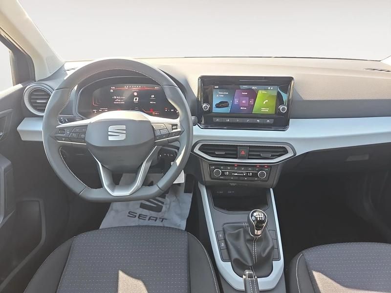 Usado Seat Arona Style 115 CV (84 kW) 2025 Negro SUV