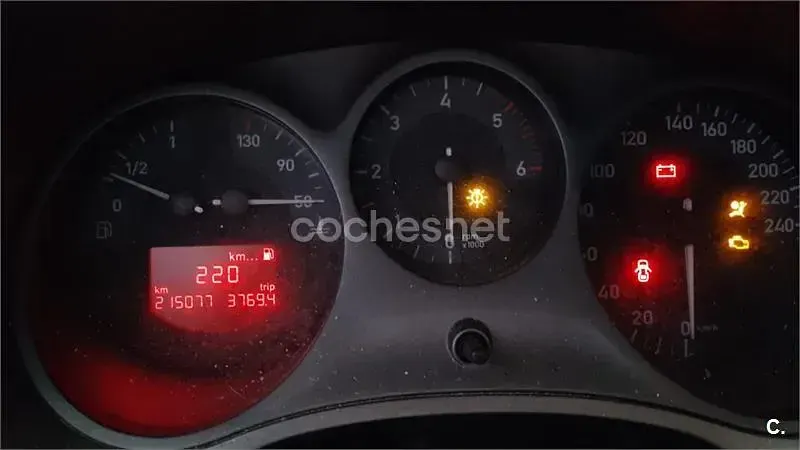 Usado Seat Leon Reference 140 CV (102 kW) 2005 Azul Utilitario