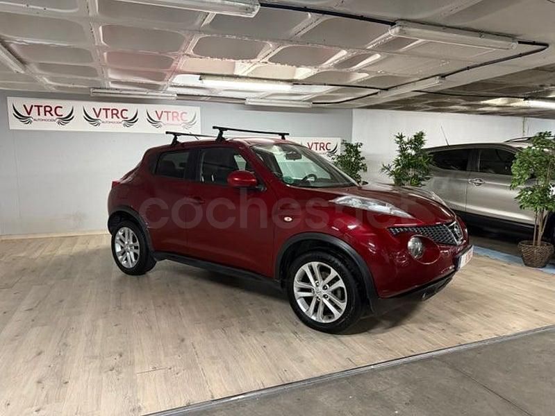 Usado Nissan Juke Acenta 117 CV (86 kW) 2011 Granate SUV