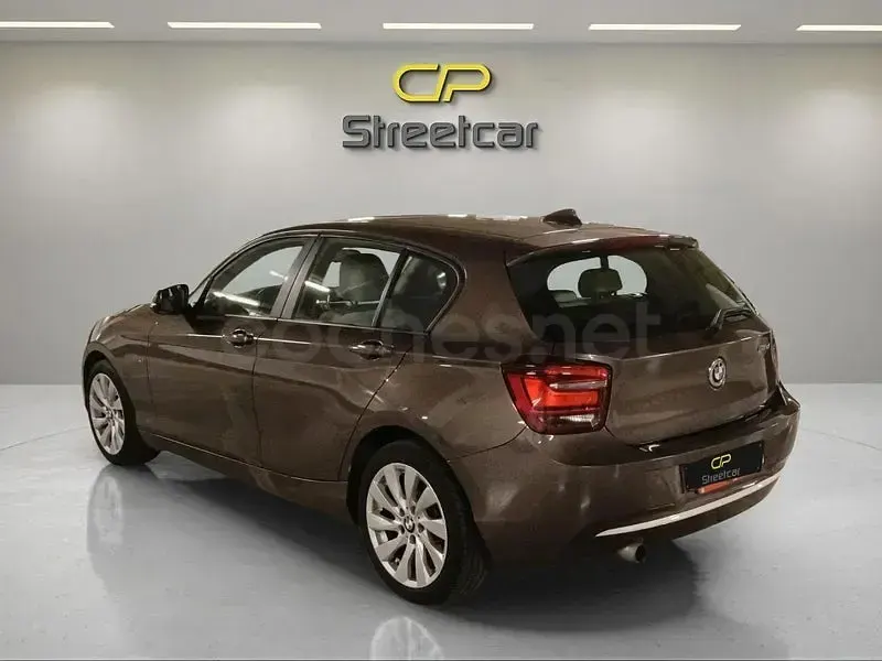 Usado BMW 118 143 CV (105 kW) 2014 Gris / plata Utilitario