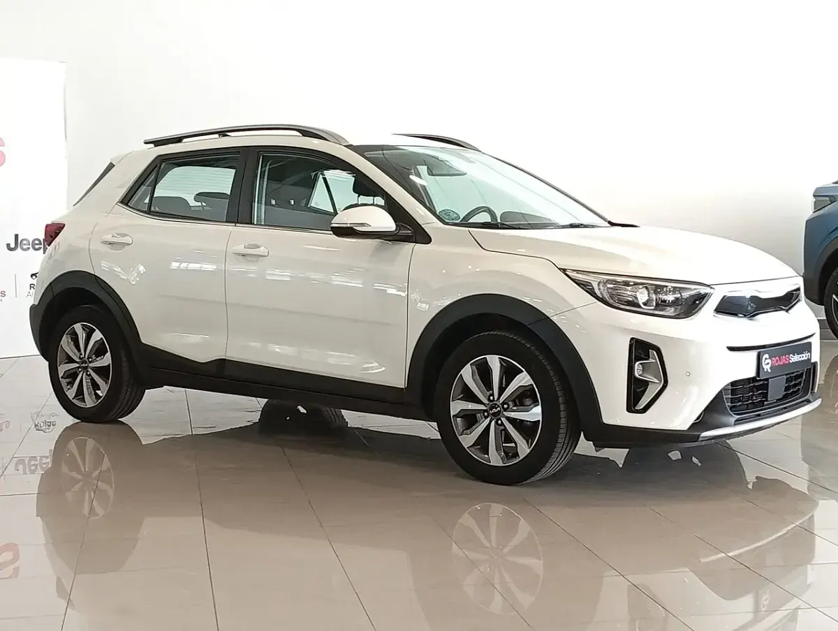 Nuevo Kia Stonic 100 CV (73 kW) 2025 Blanco SUV