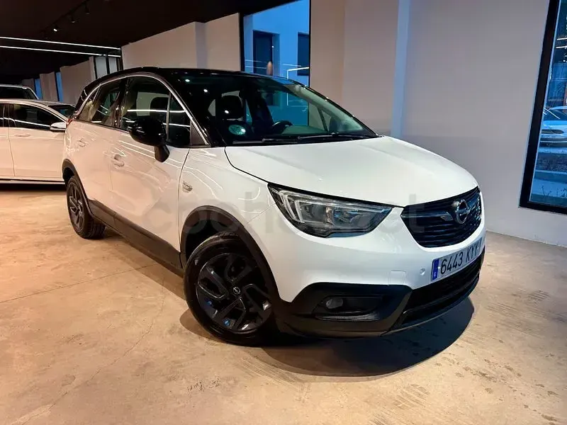 Usado Opel Crossland X Innovation 102 CV (75 kW) 2019 Blanco SUV