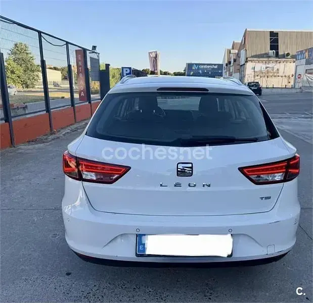 Usado Seat Leon ST Reference 110 CV (80 kW) 2016 Blanco Familiar