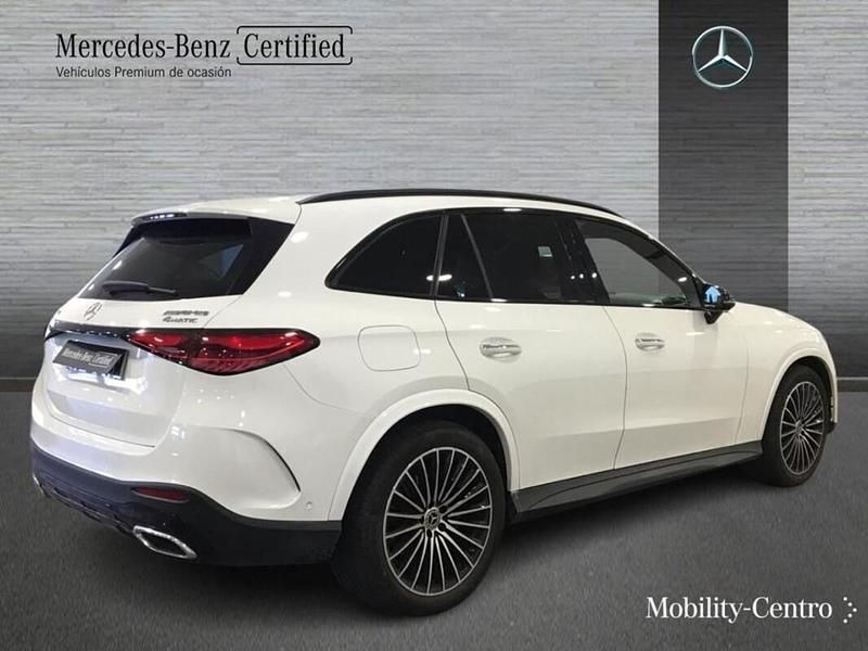 Usado Mercedes GLC220 AMG line 197 CV (144 kW) 2022 Blanco polar  pintura unicolor
