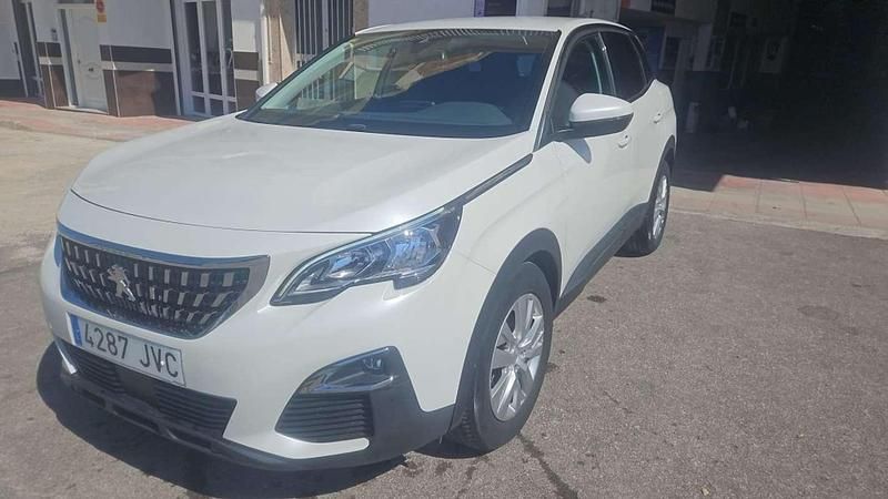 Usado Peugeot 3008 Active 120 CV (88 kW) 2016 Blanco SUV