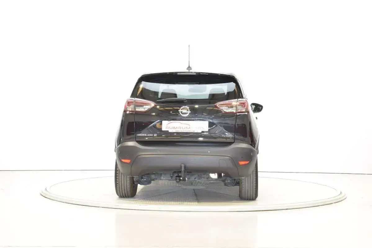 Usado Opel Crossland X Selective 99 CV (72 kW) 2017 Negro SUV