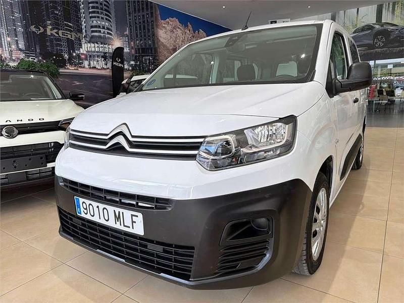 Usado Citroën Berlingo Live 100 kW (136 CV) 2023 Monovolumen