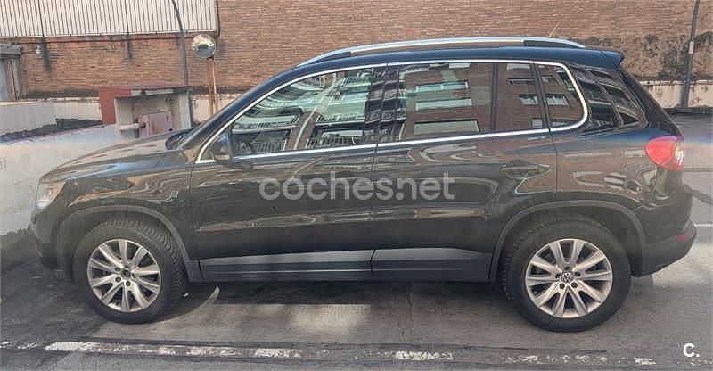 Usado VW Tiguan Sport 140 CV (102 kW) 2009 Negro SUV
