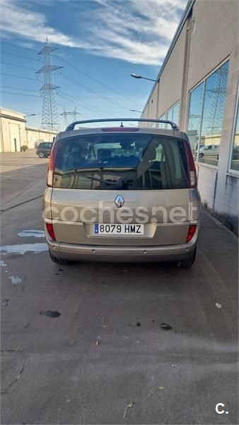 Usado Renault Espace Initiale 175 CV (128 kW) 2013 Beige Monovolumen