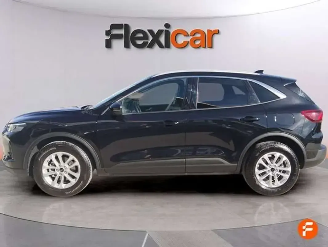 Usado Ford Kuga Titanium 150 CV (110 kW) 2025 Negro SUV