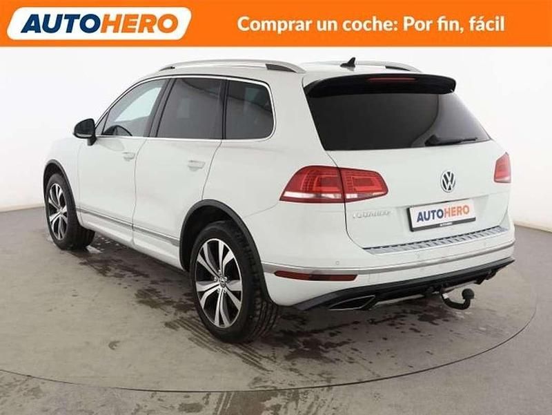 Second-hand VW Touareg R-line 262 CP (192 kW) 2016 Alb SUV