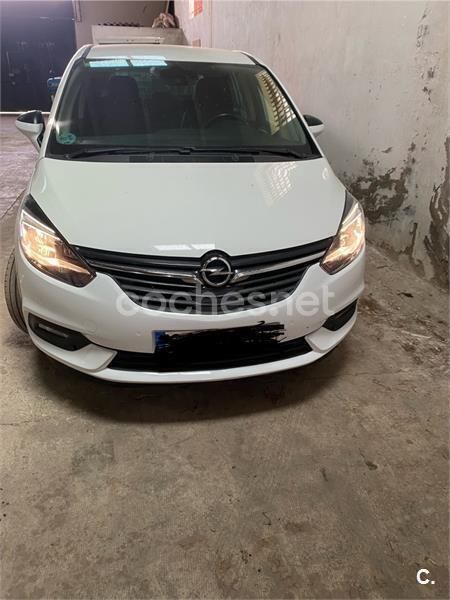 Blanco Usado 2019 Opel Zafira Life Innovation Van | 9500 € - Imagen 1/4