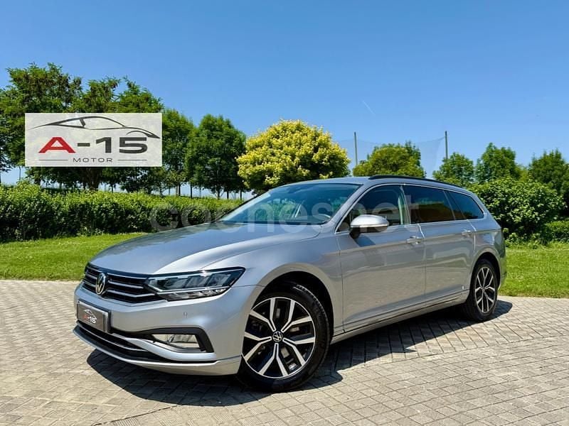 Gris / plata Usado 2021 VW Passat Executive Familiar | 19.900 € (Precio justo) - Imagen 1/1