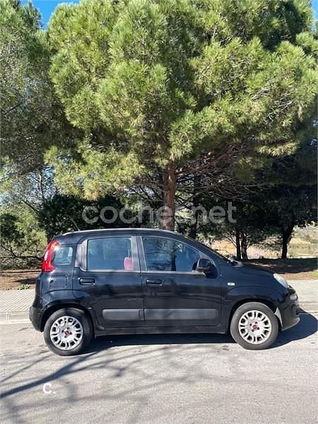 Usado Fiat Panda Lounge 69 CV (50 kW) 2013 Negro Utilitario