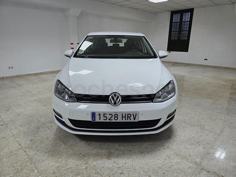 Usado VW Golf VII Advance 150 CV (110 kW) 2013 Blanco Berlina