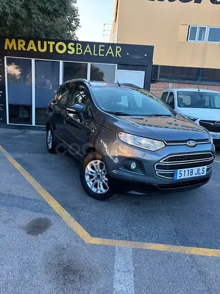 Usado Ford Ecosport Trend 112 CV (82 kW) 2016 Gris / plata SUV