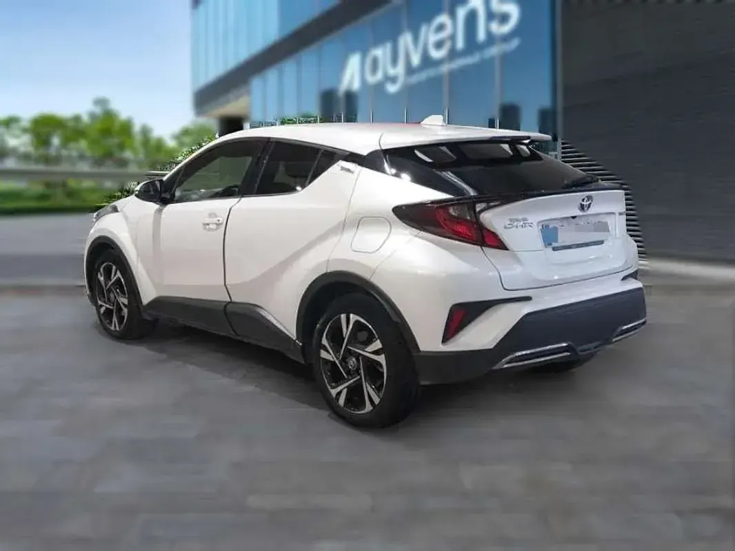 Usado Toyota C-HR+ Advance 152 CV (111 kW) 2024 Blanco SUV