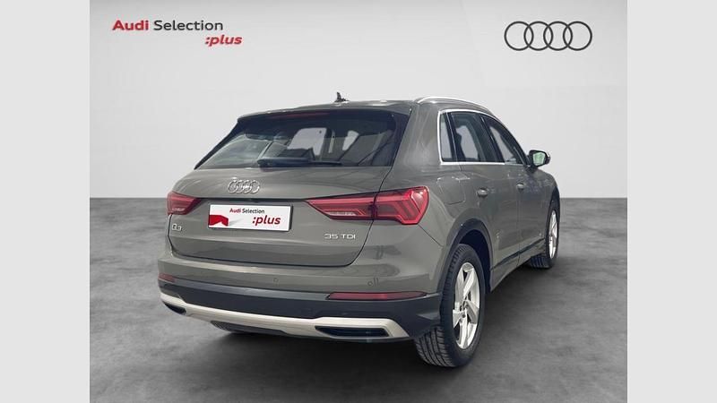 Usado Audi Q3 Advanced Plus 150 CV (110 kW) 2020 Gris cronos (metalizada) SUV