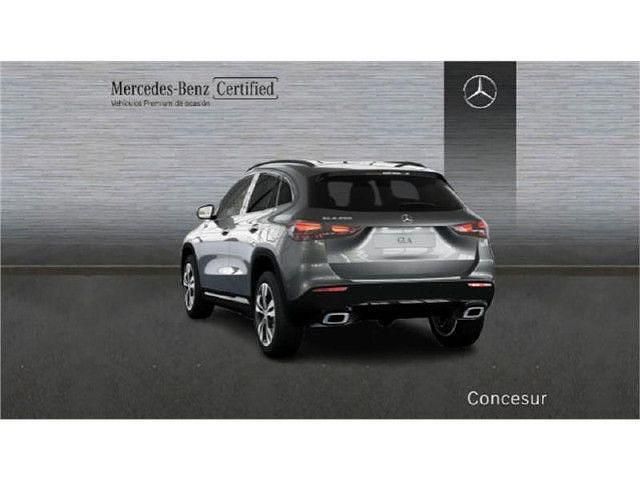Usado Mercedes GLA200 Progressive 163 CV (119 kW) 2024 Gris SUV