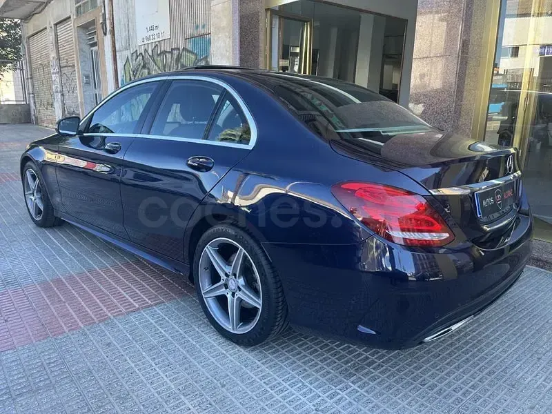 Usado Mercedes C220 AMG 170 CV (125 kW) 2014 Azul Berlina