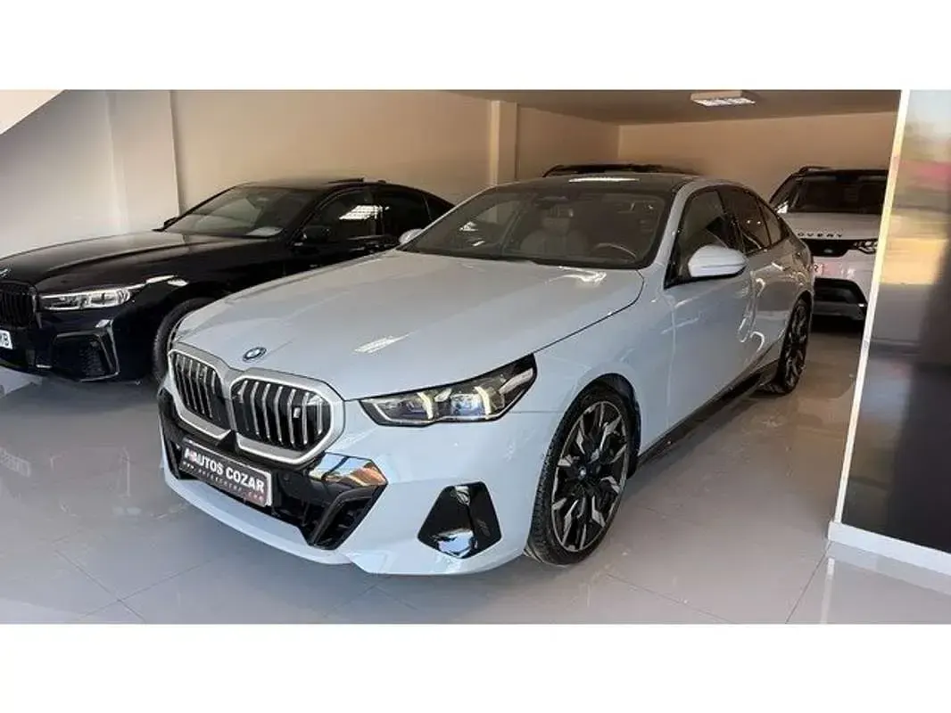 Używany BMW i5 Comfort Edition 250 kW (340 KM) 2024 Szary Sedan/Limuzyna