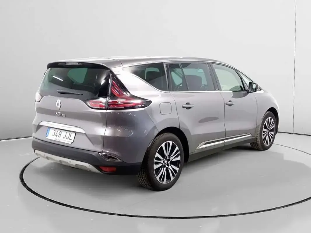 Usado Renault Espace Initiale Paris 160 CV (117 kW) 2015 Gris Monovolumen