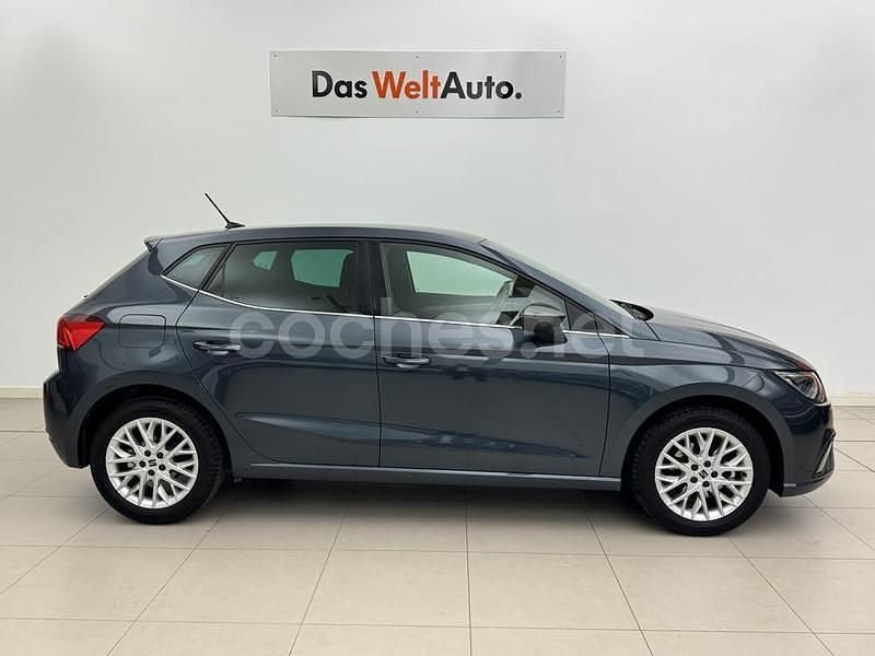 Usado Seat Ibiza 115 CV (84 kW) 2024 Gris Berlina