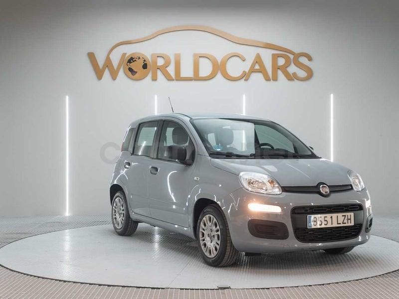 Usado Fiat Panda 70 CV (51 kW) 2022 Gris / plata Utilitario
