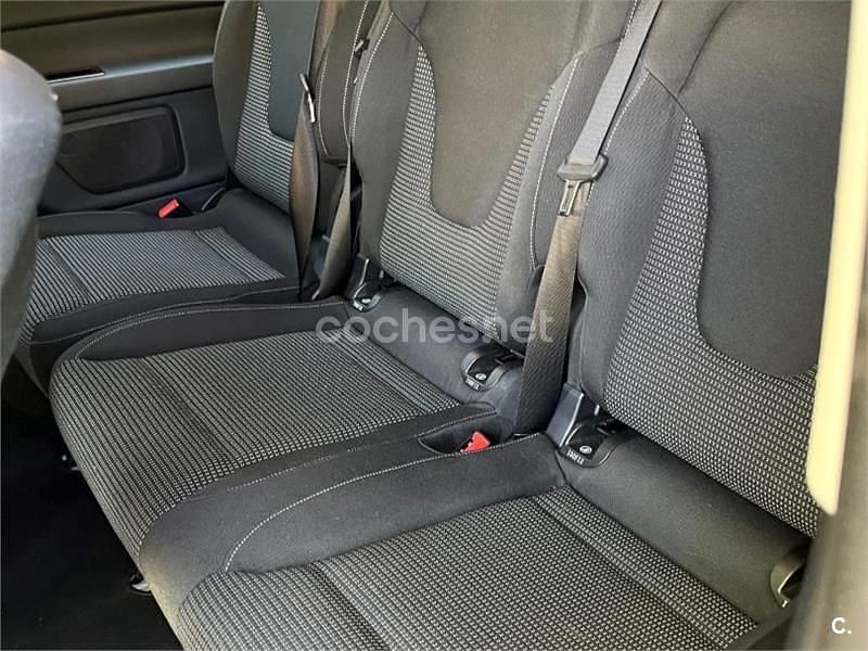 Usado Mercedes V300 Avantgarde 231 CV (169 kW) 2024 Negro Monovolumen