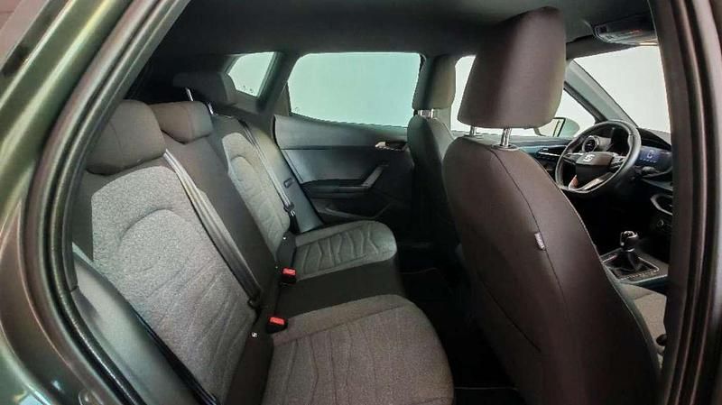 Usado Seat Arona 116 CV (85 kW) 2025 Blanco SUV