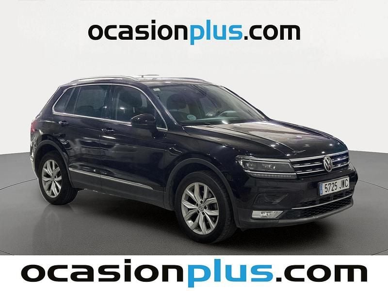 Usado VW Tiguan Sportline 150 CV (110 kW) 2017 Negro SUV