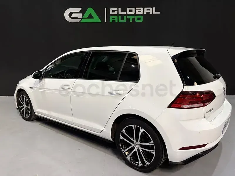 Usado VW Golf VII Sportline 115 CV (84 kW) 2017 Blanco Berlina