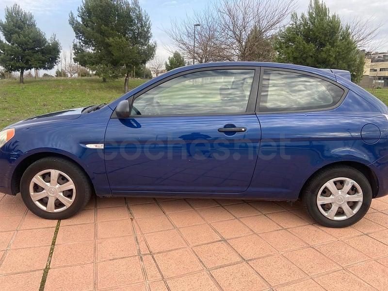 Usado Hyundai Accent 97 CV (71 kW) 2006 Azul Berlina