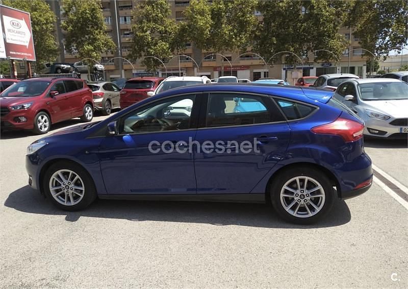 Usado Ford Focus Active 150 CV (110 kW) 2018 Azul Berlina