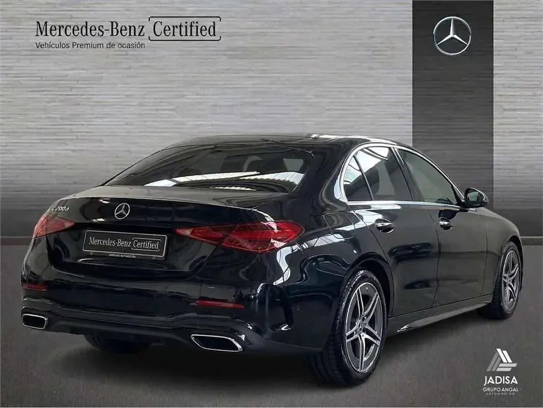 Usado Mercedes E220 197 CV (144 kW) 2025 Berlina