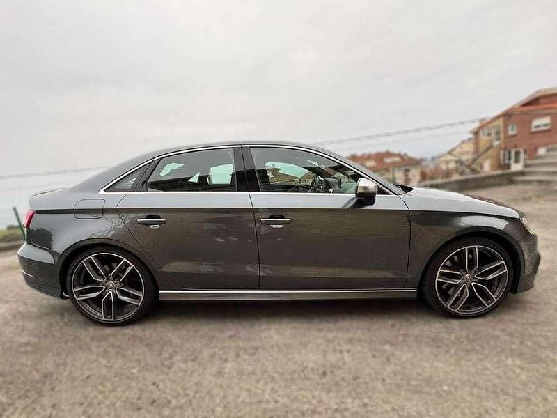 Usado Audi S3 Sportback Ambiente 300 CV (220 kW) 2015 Gris Utilitario