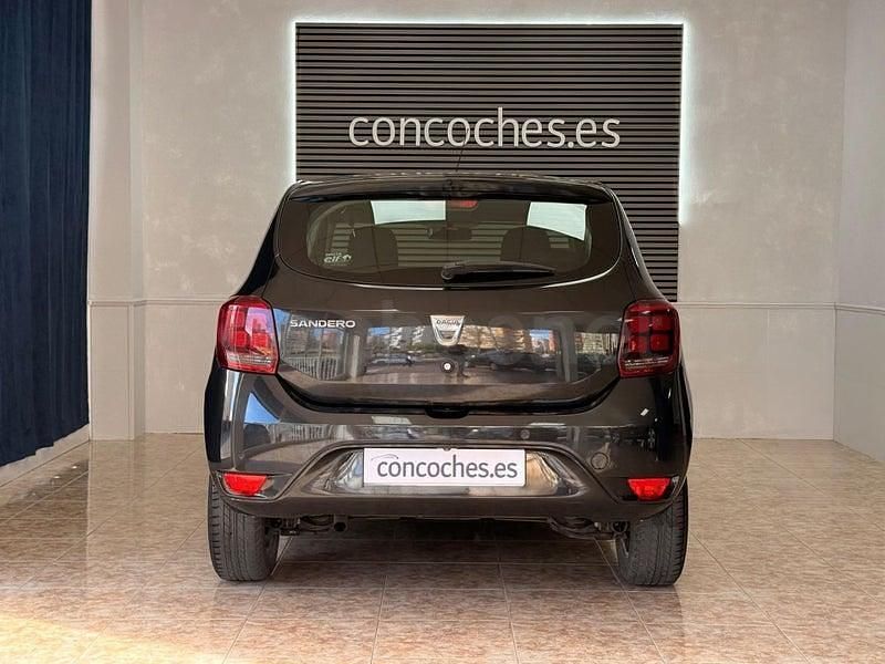 Usado Dacia Sandero Lauréate 90 CV (66 kW) 2017 Negro Berlina