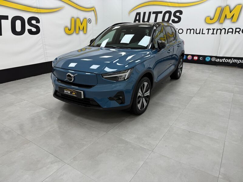 Eléctrico Usado 2022 Volvo XC40 Plus SUV | 35.900 € (Un poco caro) - Imagen 1/4