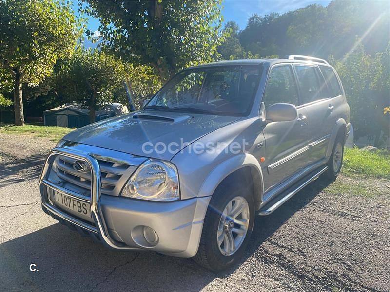 Gris / plata Usado 2006 Suzuki Grand Vitara SUV | 11.500 € (Un poco caro) - Imagen 1/4