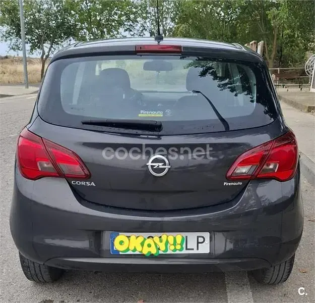 Usado Opel Corsa Selective 90 CV (66 kW) 2016 Gris / plata Utilitario