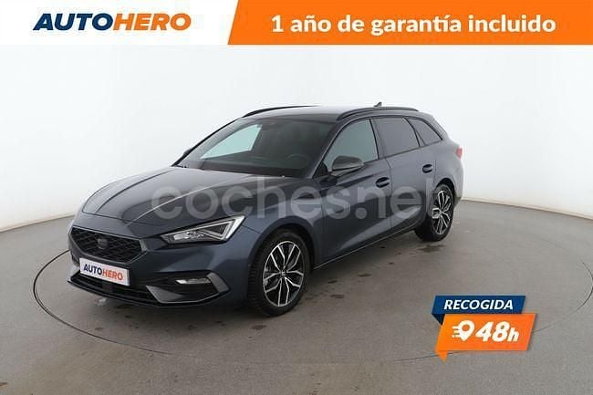 Gris Usado 2023 Seat Leon FR Berlina | 22.399 € (Precio justo) - Imagen 1/3