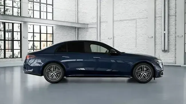 Nuevo Mercedes E300 312 CV (229 kW) 2026 Azul Berlina