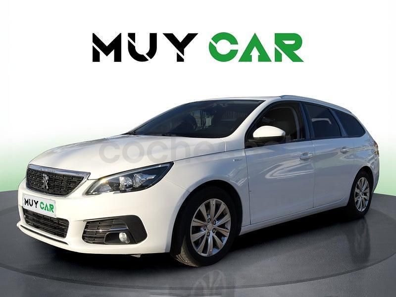 Usado Peugeot 308 SW Style 130 CV (95 kW) 2019 Blanco Familiar