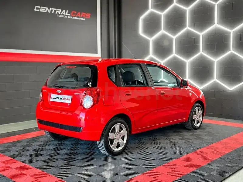 Usado Chevrolet Aveo LS 84 CV (61 kW) 2008 Rojo Berlina