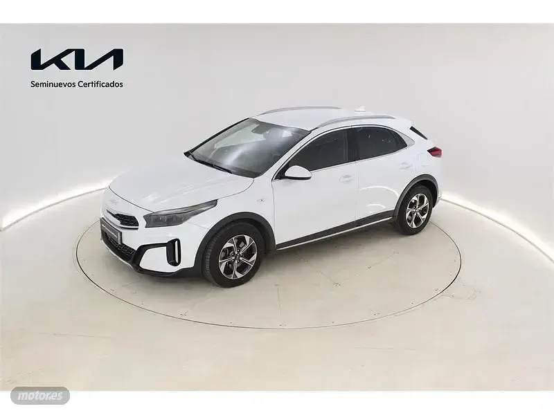 Usado Kia XCeed 140 CV (102 kW) 2025 Blanco SUV