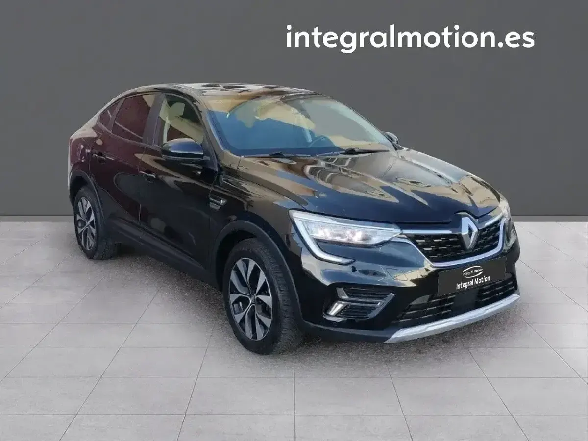 Usado Renault Arkana Engineered 145 CV (106 kW) 2023 Negro SUV