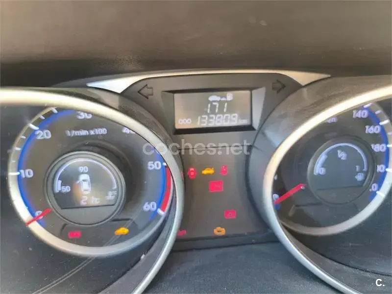 Usado Hyundai ix35 Comfort 136 CV (100 kW) 2012 Blanco SUV